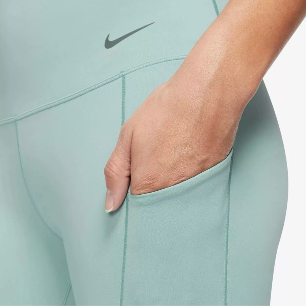 Nike Aqua Women's Leggings